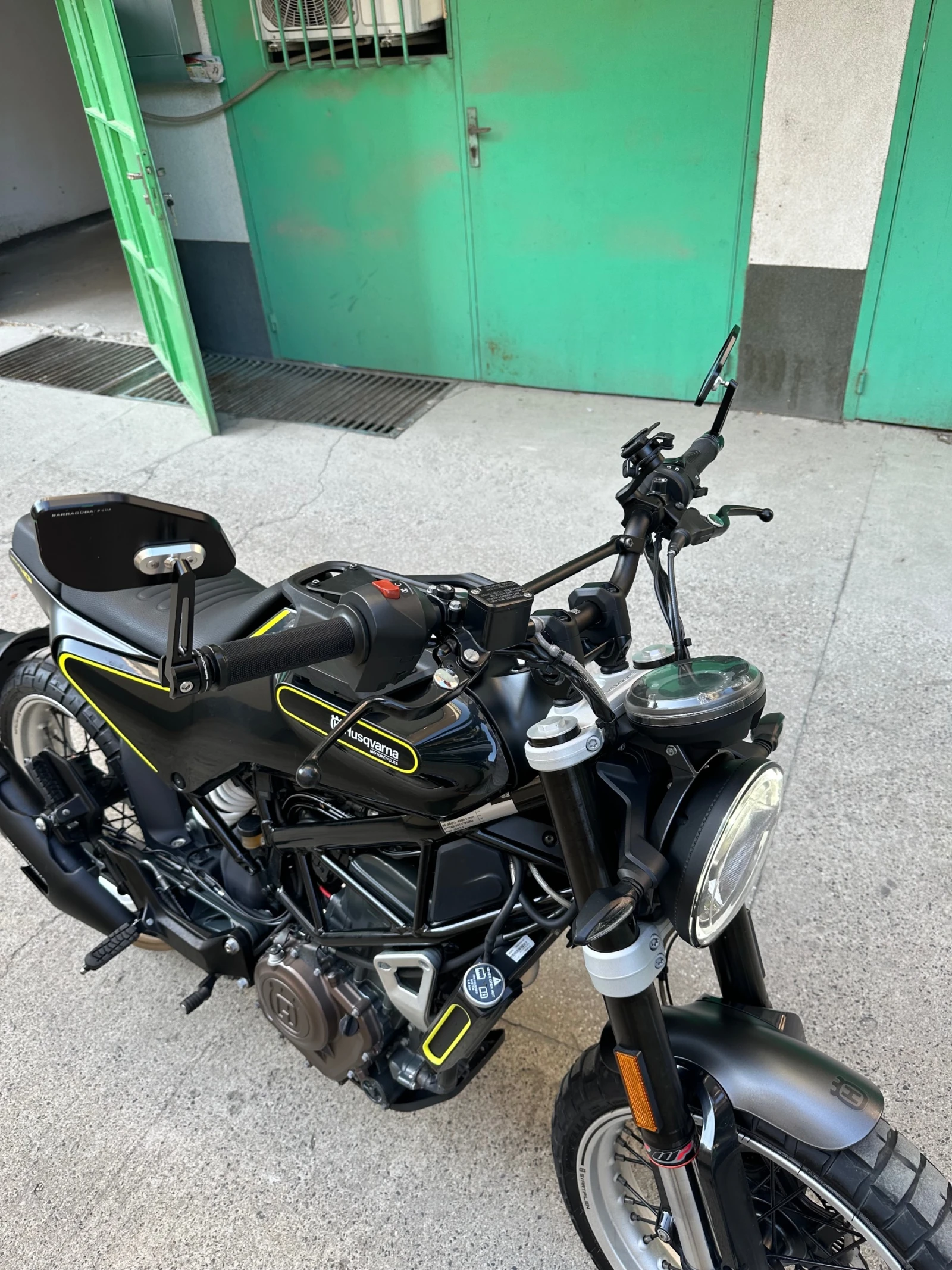 Husqvarna Svartpilen 401 | Mobile.bg � ����������� 12
