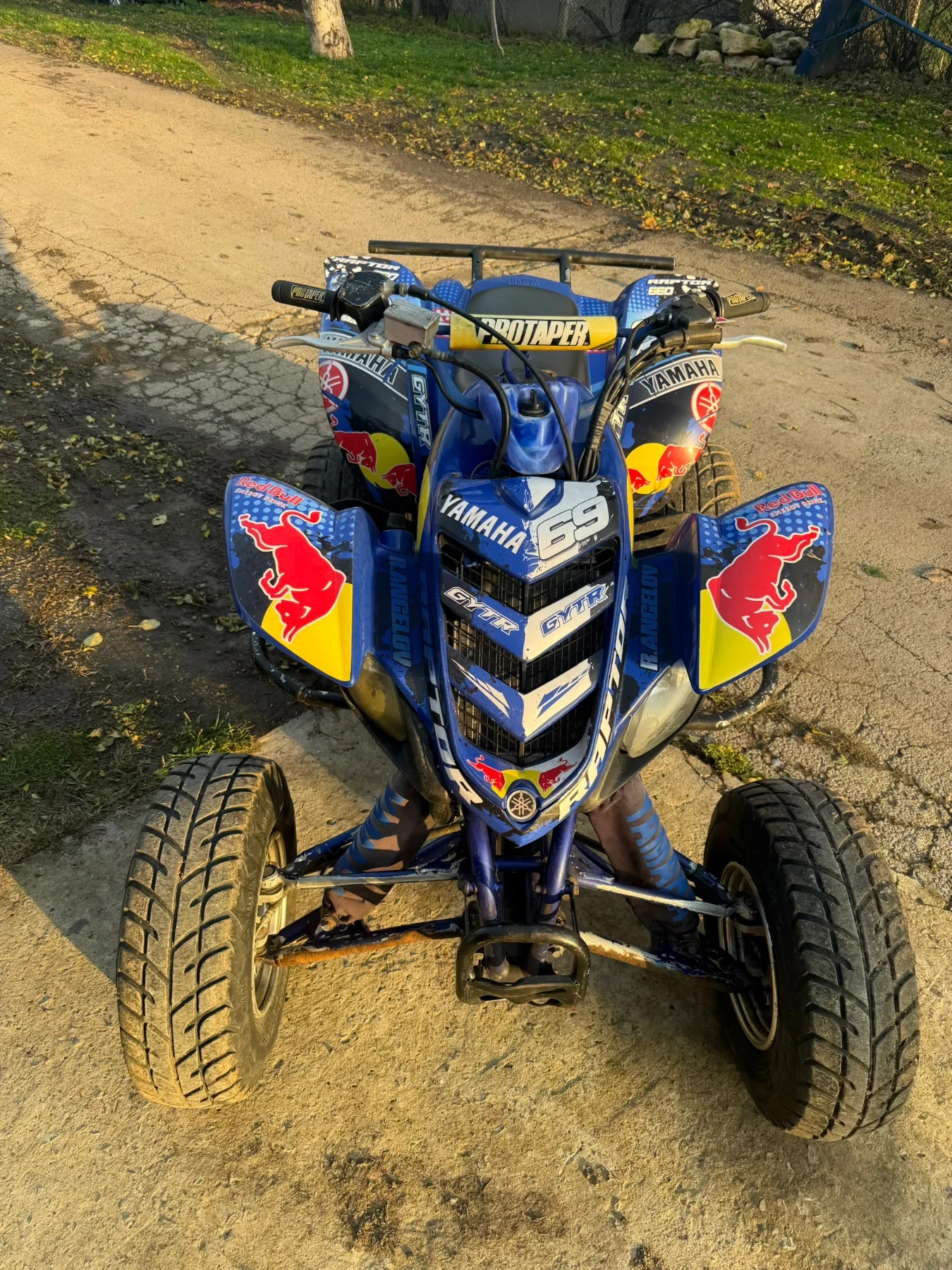 Yamaha Raptor 660