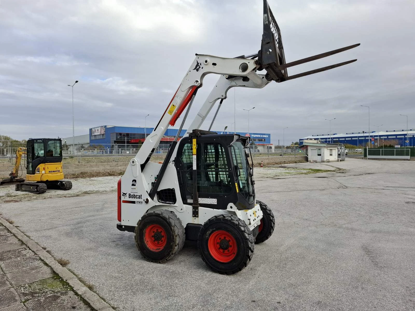 Мини челни товарачи Bobcat S 630 , КОФА+ ВИЛИЦИ - изображение 7