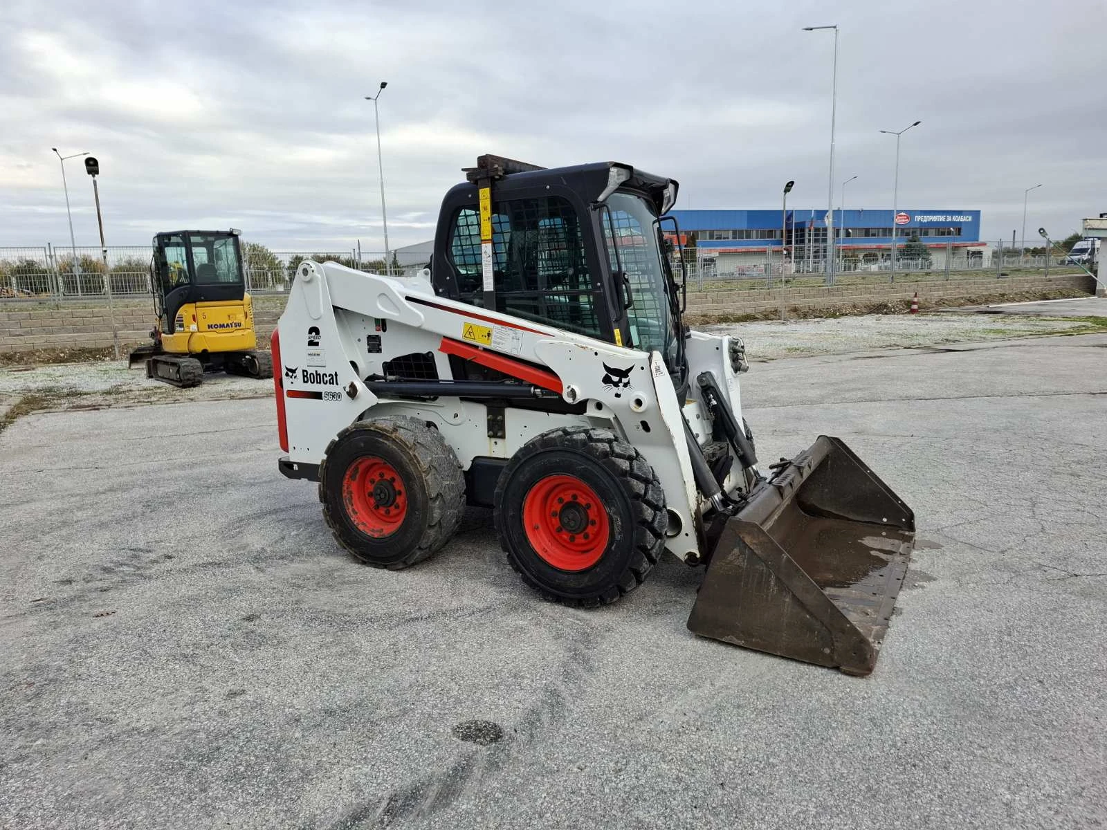 Мини челни товарачи Bobcat S 630 , КОФА+ ВИЛИЦИ - изображение 2
