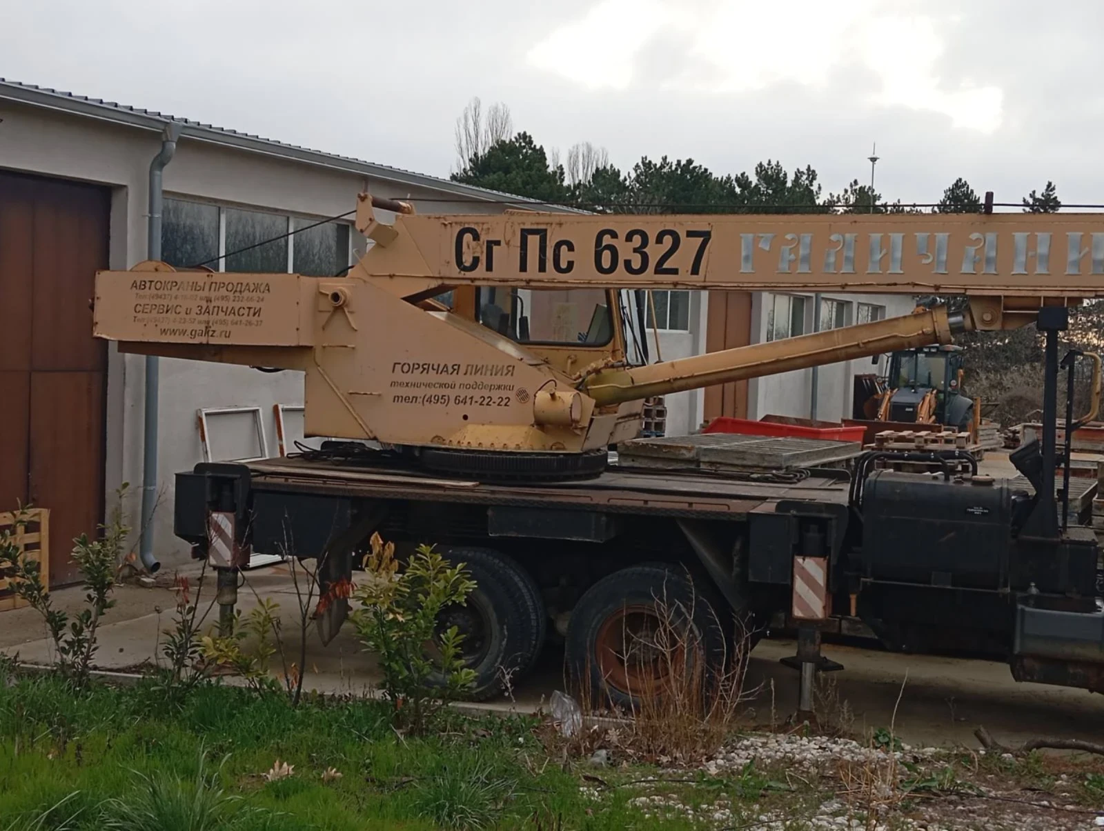 Автокран Друга марка Kamaz - 55111, снимка 3 - Индустриална техника - 54116363