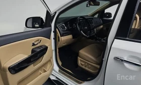 Kia Carnival * ОБДУХВАНЕ * 360 КАМЕРА * ДИСТРОНИК * , снимка 12