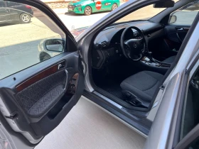 Mercedes-Benz C 200, снимка 11
