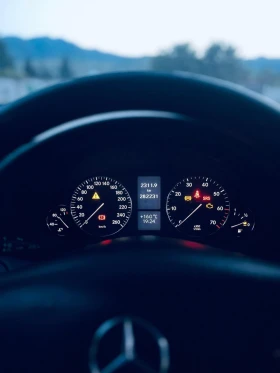 Mercedes-Benz C 180 | Mobile.bg    12