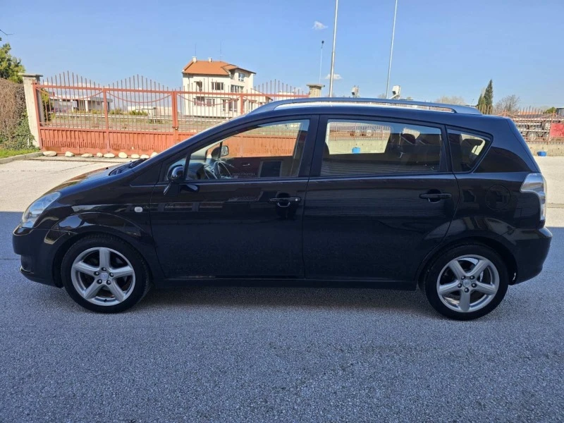 Toyota Corolla verso 2.2D-4D/NAVI/7-МЕСТНА, снимка 3 - Автомобили и джипове - 45538613