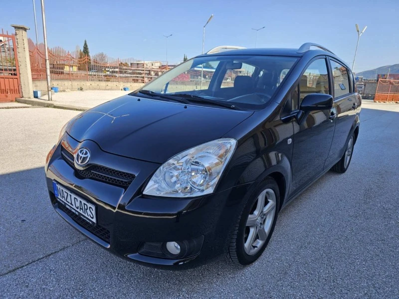 Toyota Corolla verso 2.2D-4D/NAVI/7-МЕСТНА, снимка 1 - Автомобили и джипове - 45538613