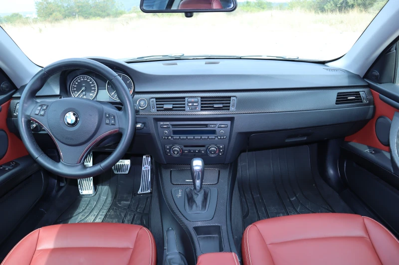 BMW 320 E92 / FACELIFT / M-PACKET, снимка 9 - Автомобили и джипове - 47298274