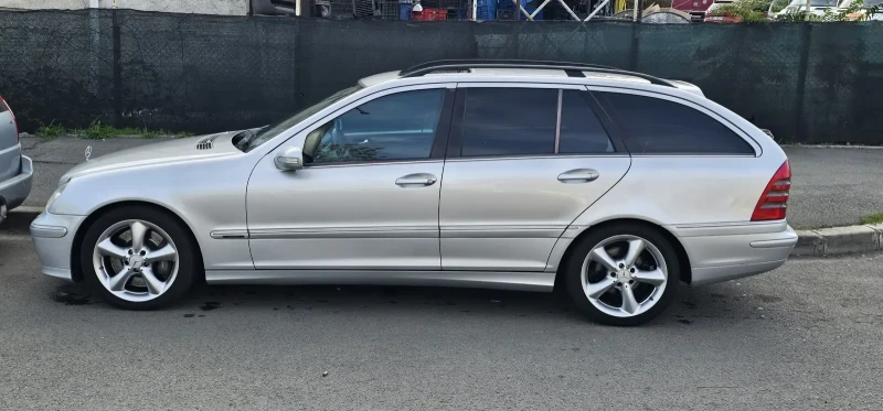 Mercedes-Benz C 320, снимка 1 - Автомобили и джипове - 47610221