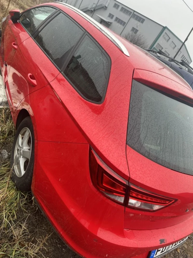 Seat Leon, снимка 1 - Автомобили и джипове - 47893718