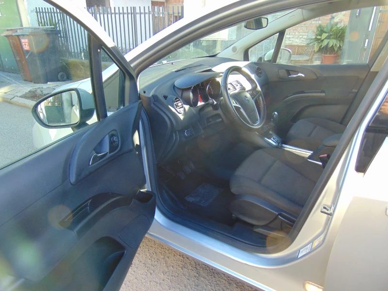 Opel Meriva 1.4 100к.с., снимка 9 - Автомобили и джипове - 48602283