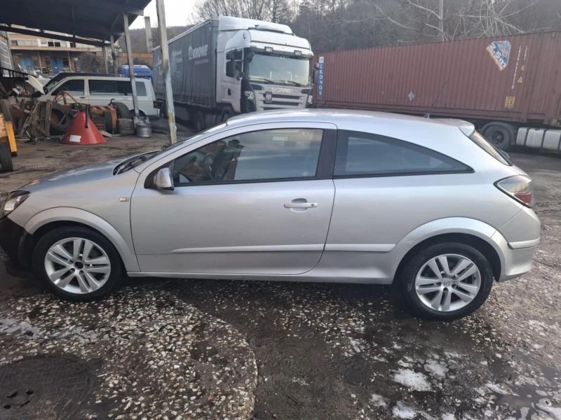 Opel Astra, снимка 3 - Автомобили и джипове - 49512994