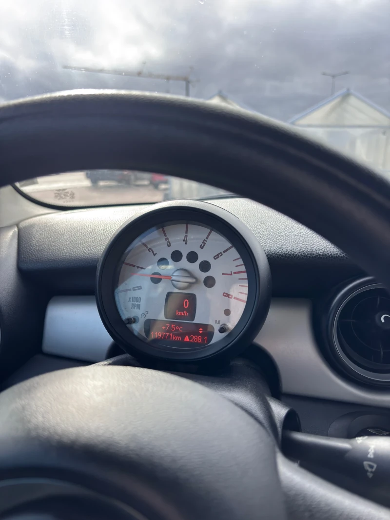 Mini One, снимка 7 - Автомобили и джипове - 52593082