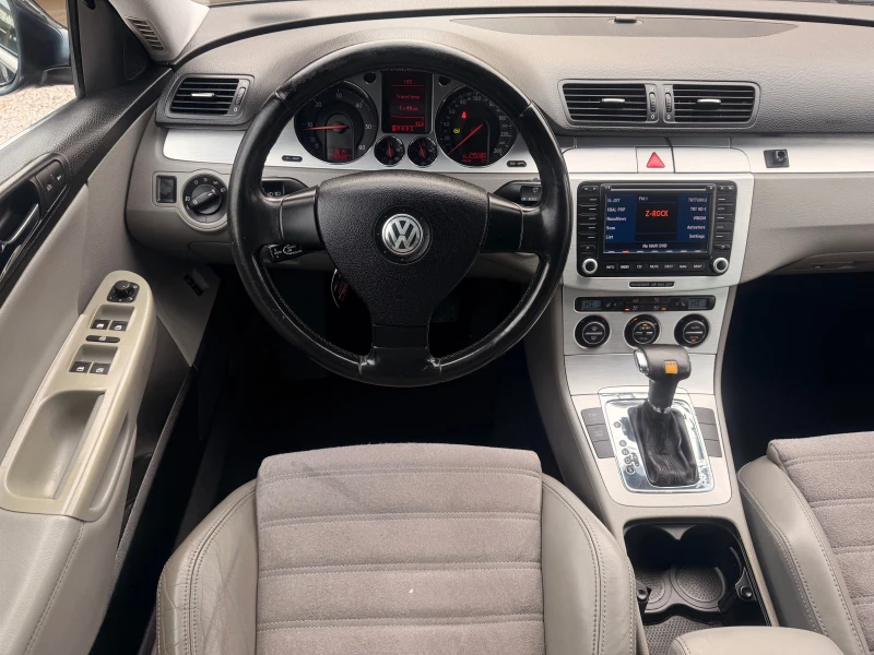 VW Passat 2.0TDI* NAVI* AVTOMAT, снимка 3 - Автомобили и джипове - 52652167