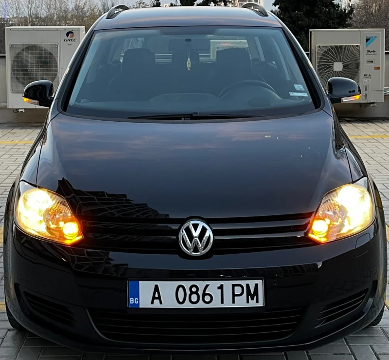 VW Golf Plus 1.6TDI/105КС/2011Г., снимка 2 - Автомобили и джипове - 52850429