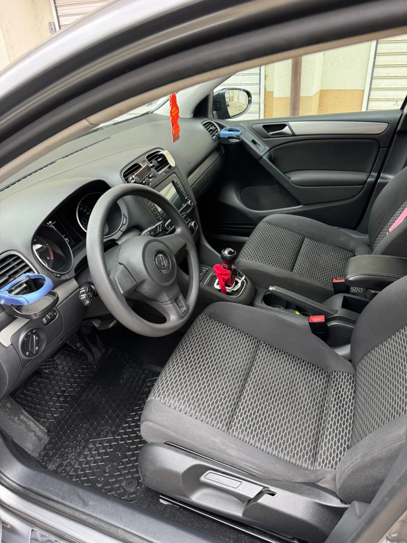 VW Golf, снимка 6 - Автомобили и джипове - 53034090