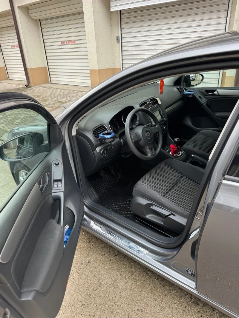 VW Golf, снимка 5 - Автомобили и джипове - 53034090