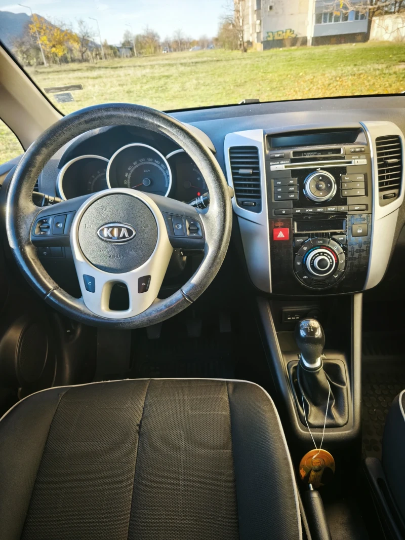 Kia Venga, снимка 4 - Автомобили и джипове - 53374522