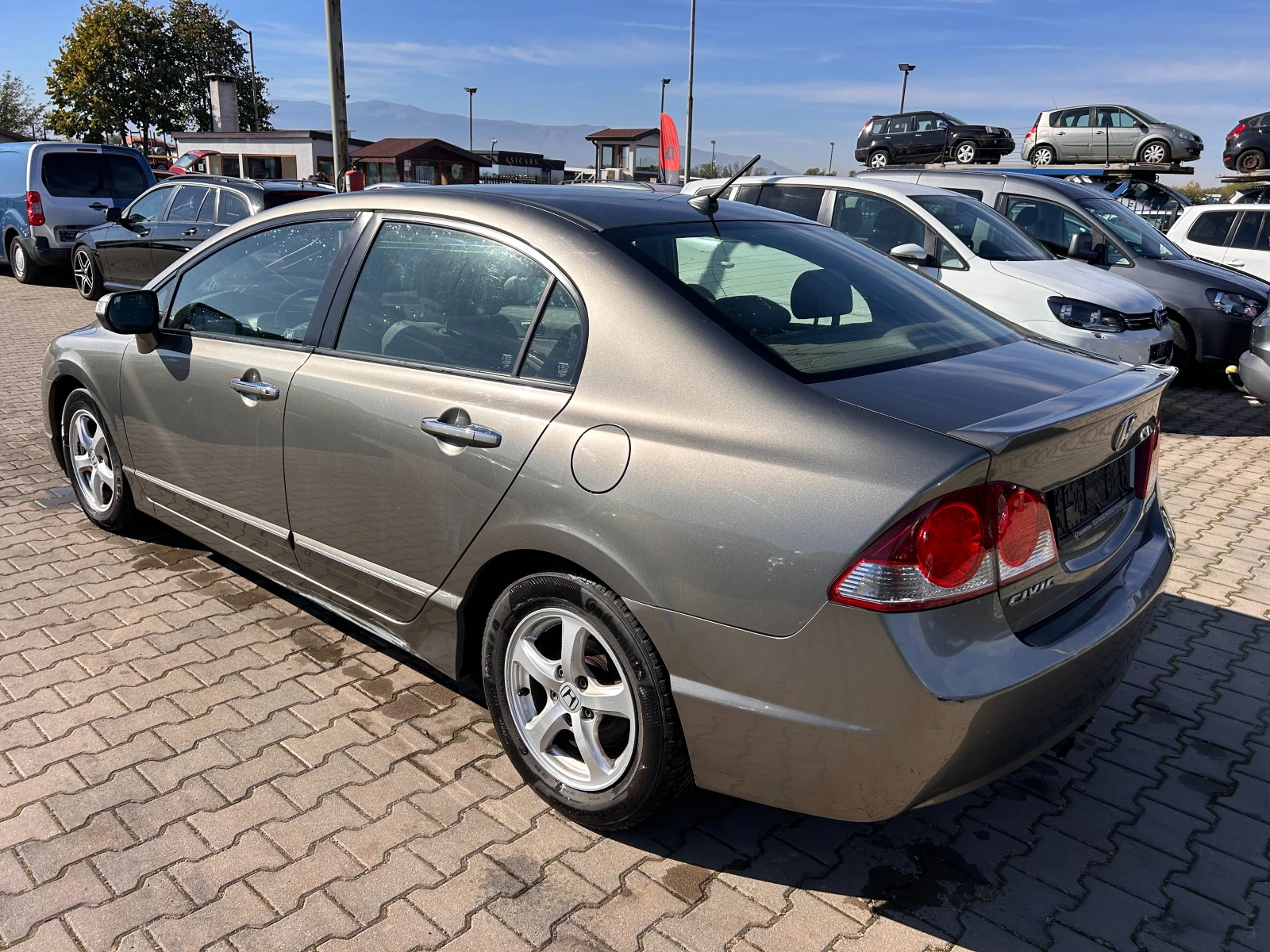 Honda Civic 1.4HYBRID AVTOMAT EURO 4 ЛИЗИНГ - изображение 8