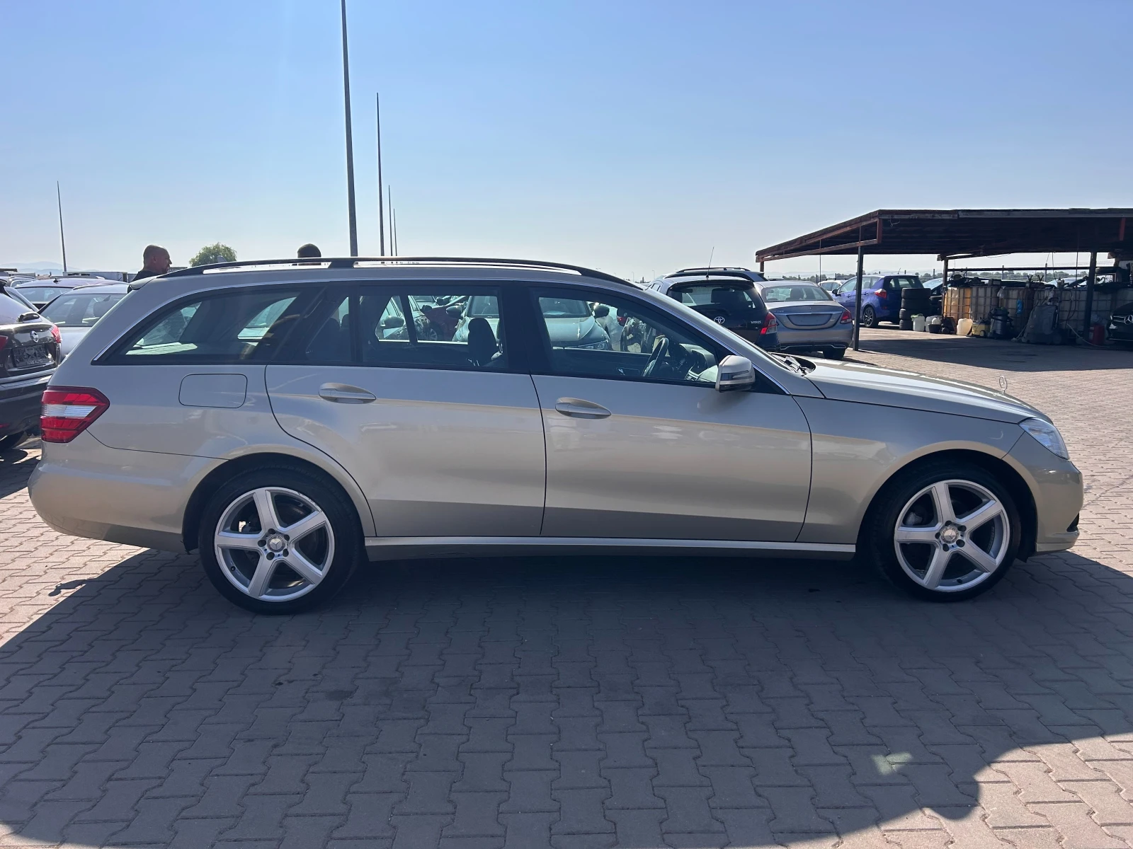 Mercedes-Benz E 200 CDI AVTOMAT/NAVI  - изображение 5