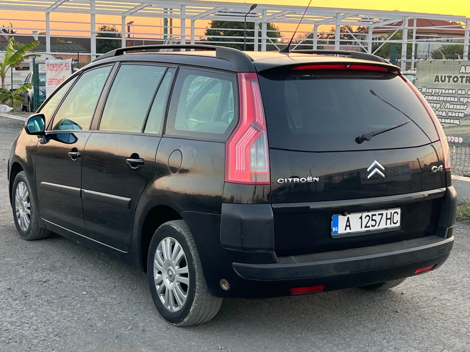 Citroen Grand C4 Picasso 2.0 Газ Бензин Автомат - изображение 4