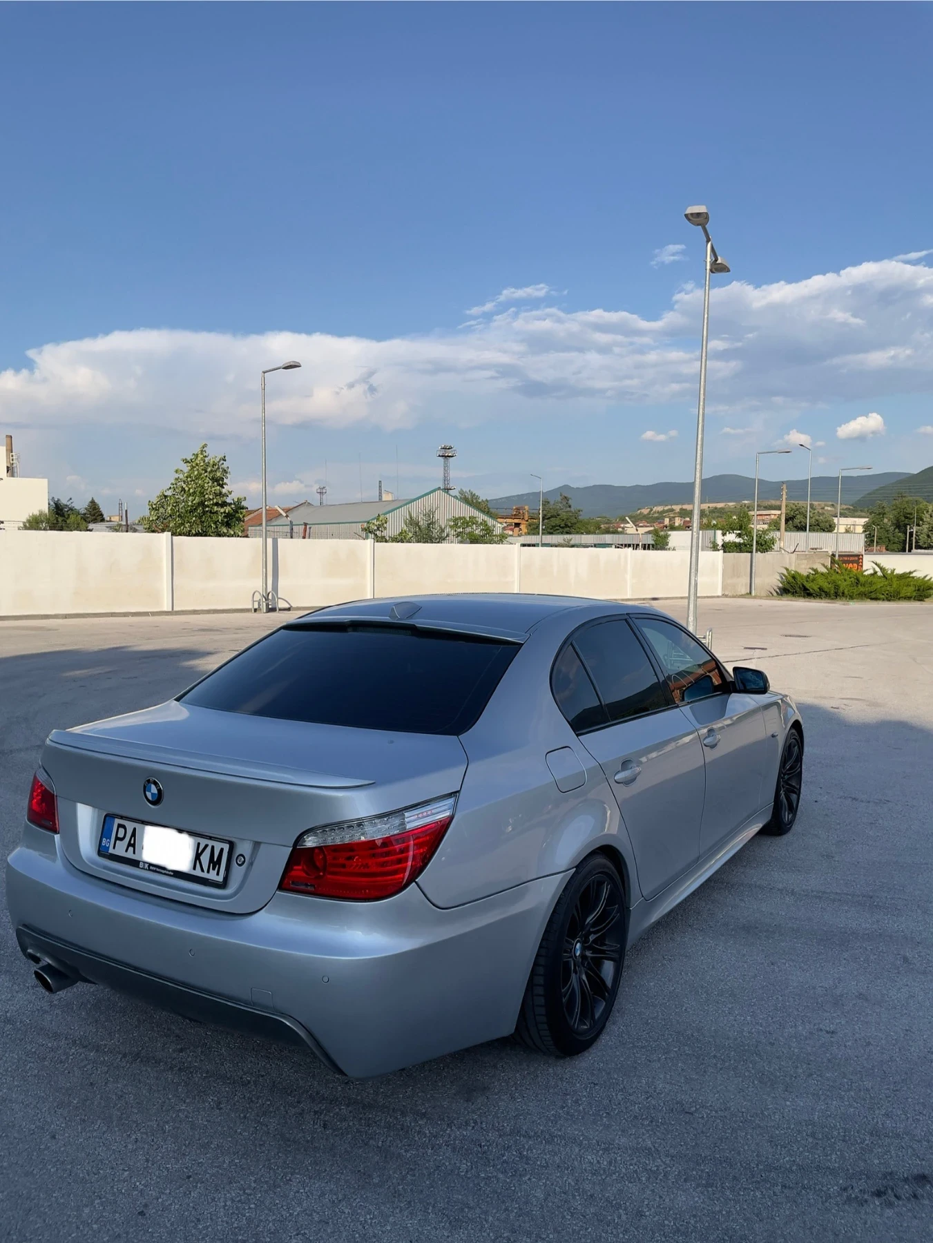 BMW 520 Soft close Keyless Печка Сменени вериги - изображение 4