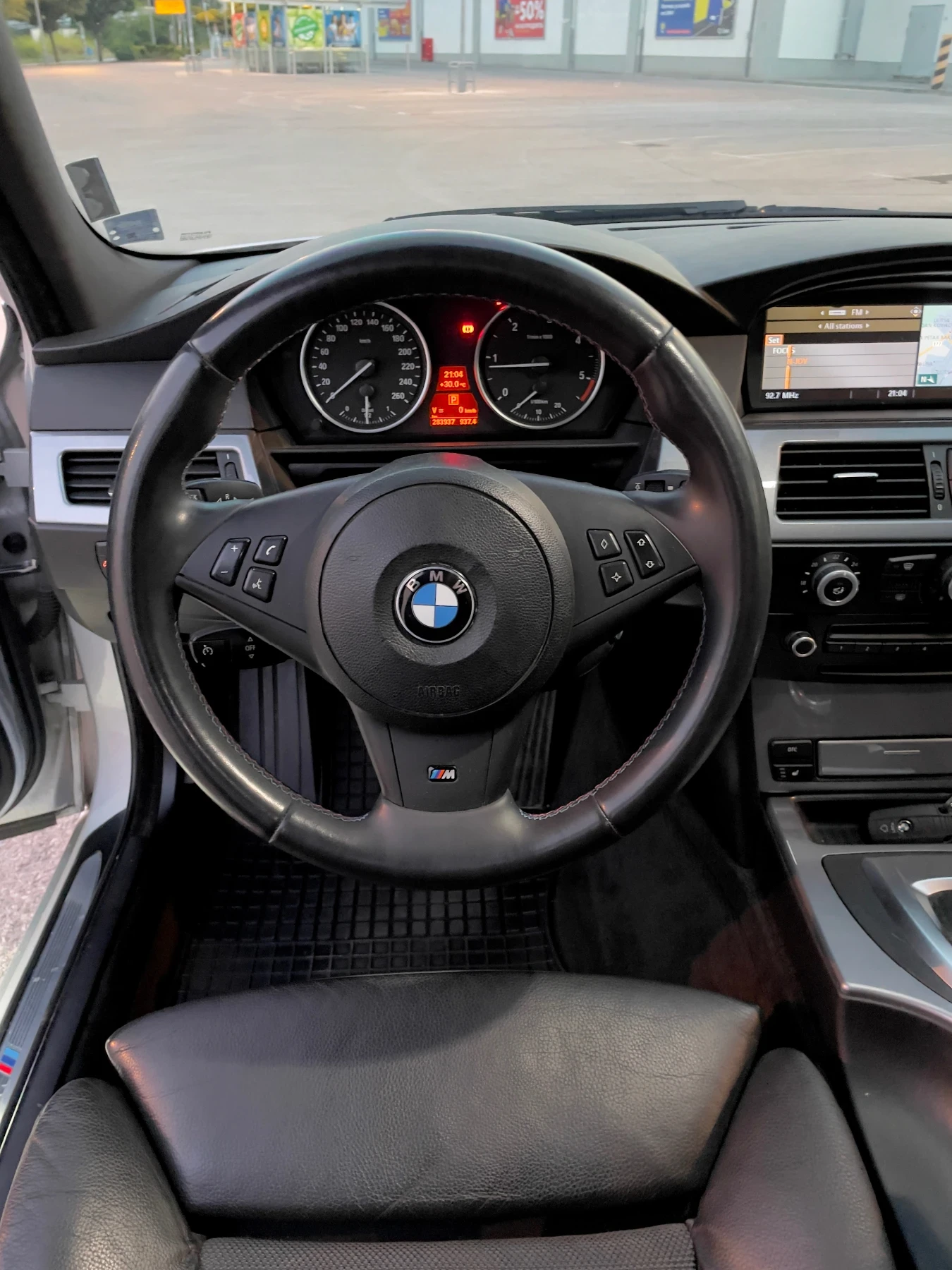 BMW 520 Soft close Keyless Печка Сменени вериги - изображение 9