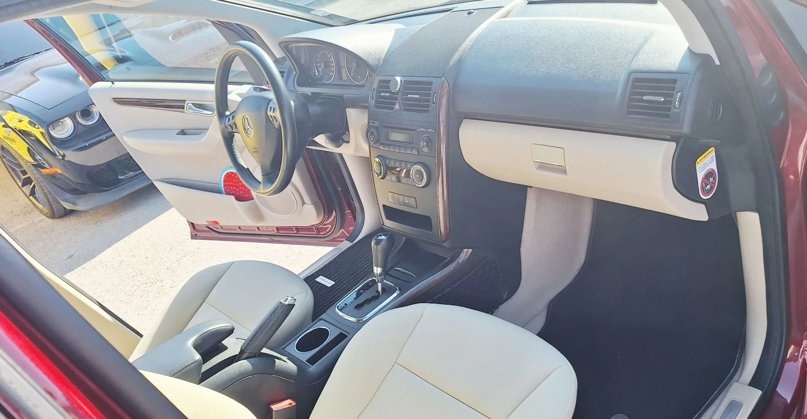 Mercedes-Benz A 200 2.0Т - изображение 8
