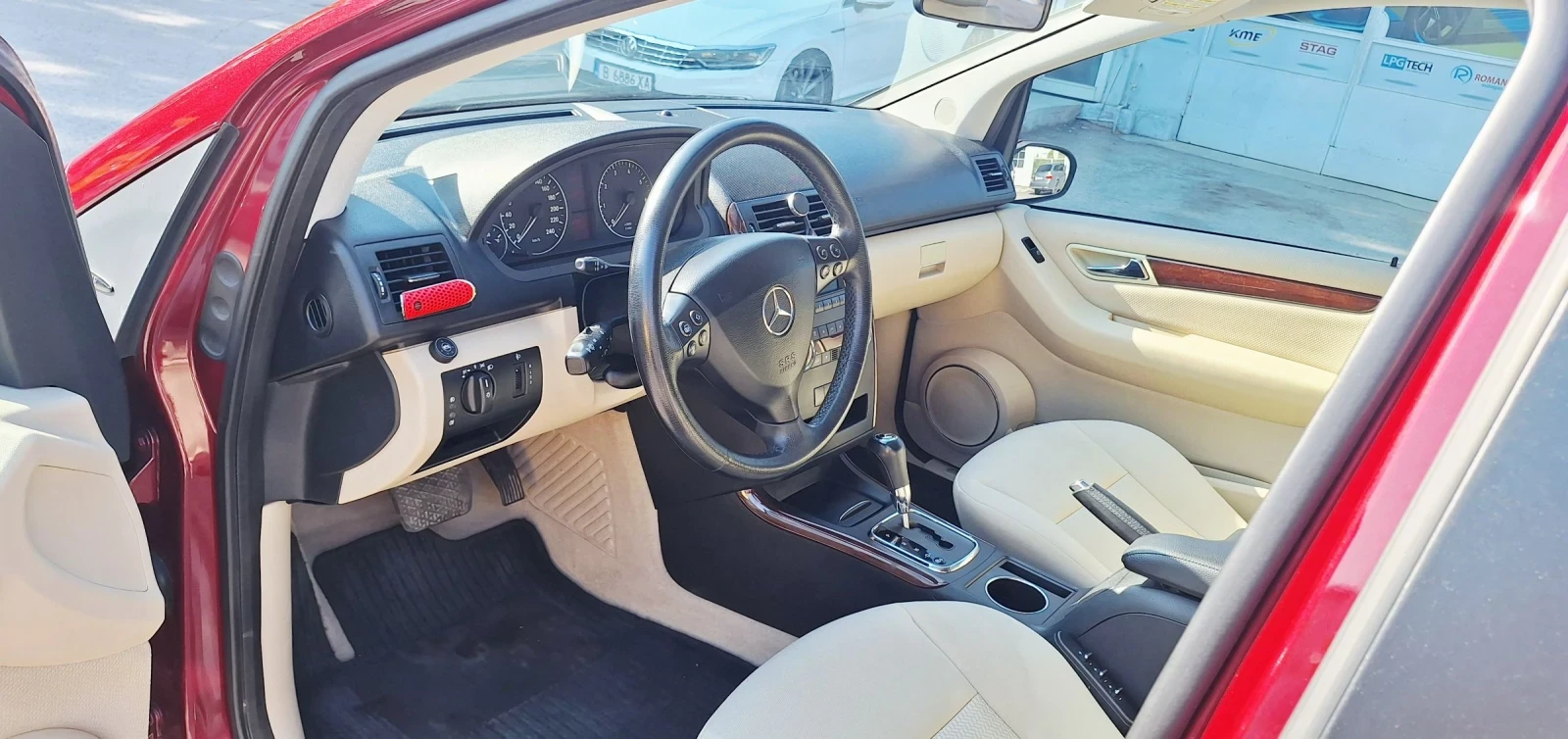 Mercedes-Benz A 200 2.0Т - изображение 7