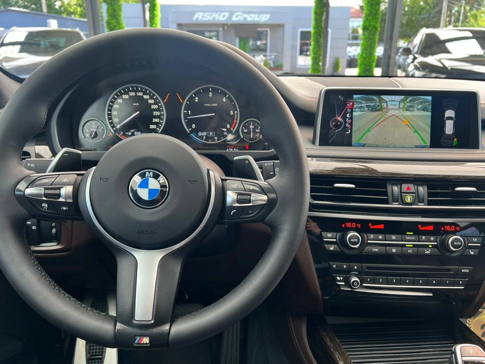 BMW X5 M50D/TVX3/PANO/FUL LED/HEADUP/ПОДГРЕВ/HARMAN/360KA - изображение 10