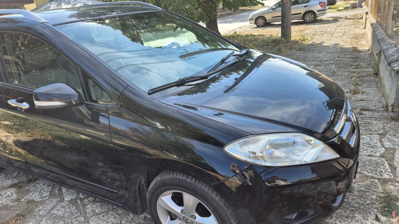 Honda Fr-v  - изображение 8