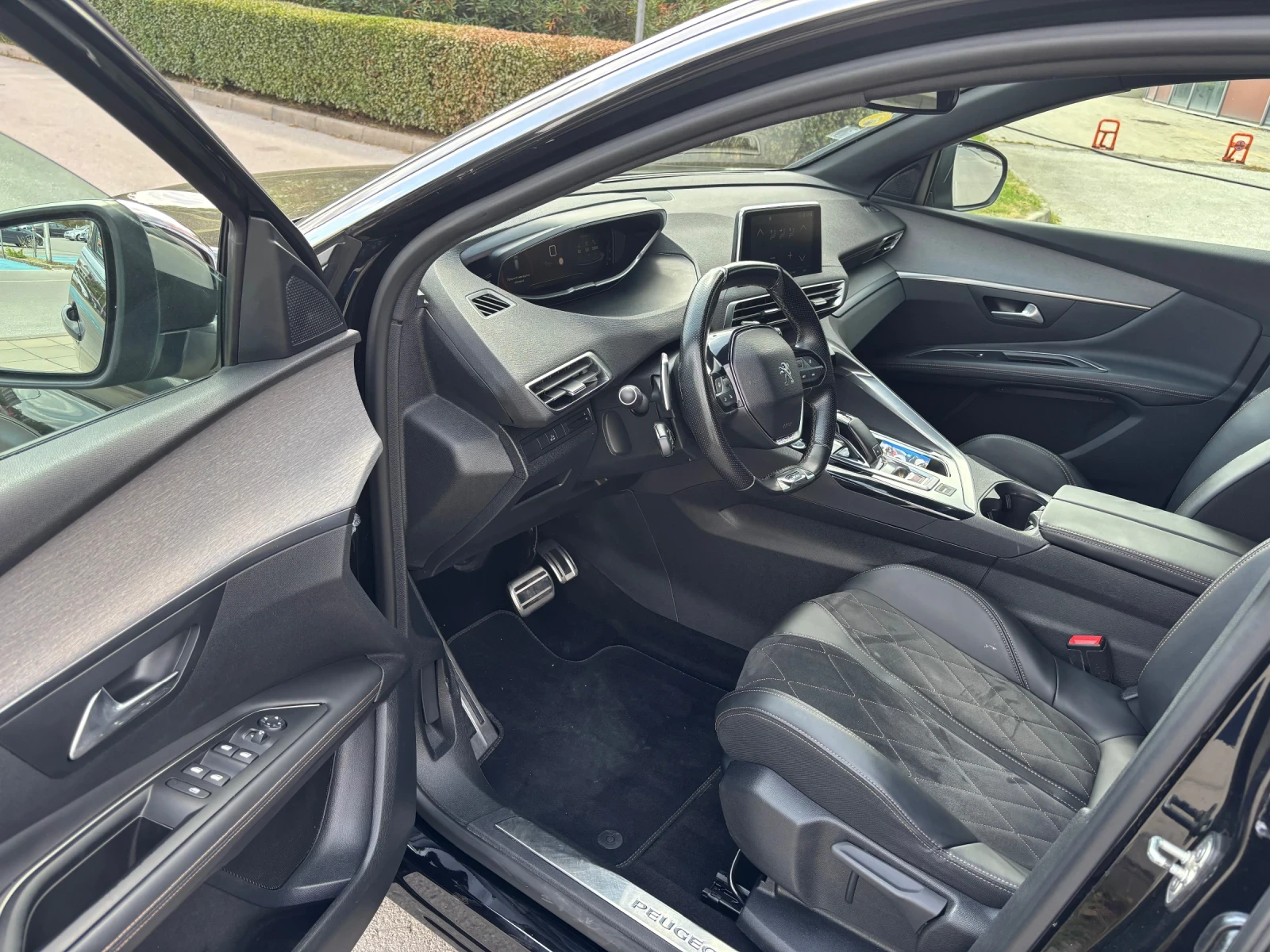 Peugeot 3008 2.0BlueHDI 180к.с/Панорама GT-Line  - изображение 8