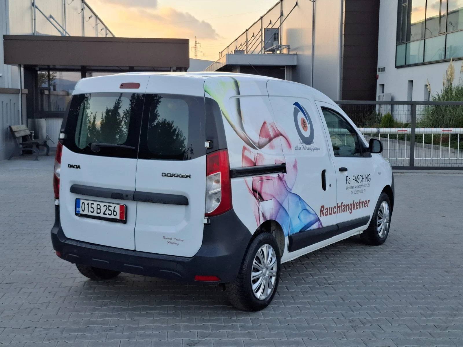 Dacia Dokker 1.6i* (102)* * KLIMA* * HOB BHOC* *  | Mobile.bg   11