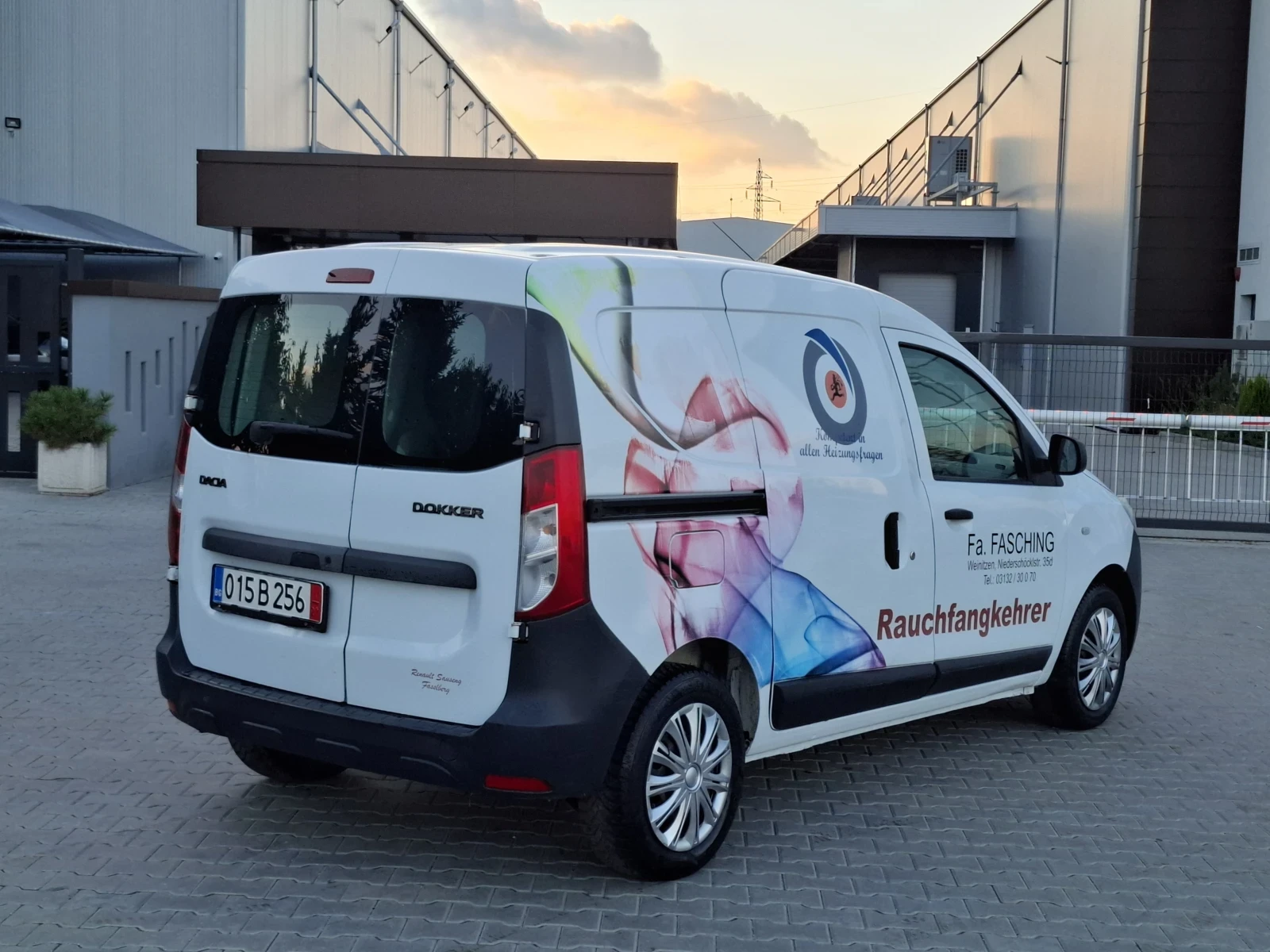 Dacia Dokker 1.6i* (102)* * KLIMA* * HOB BHOC* *  | Mobile.bg   12