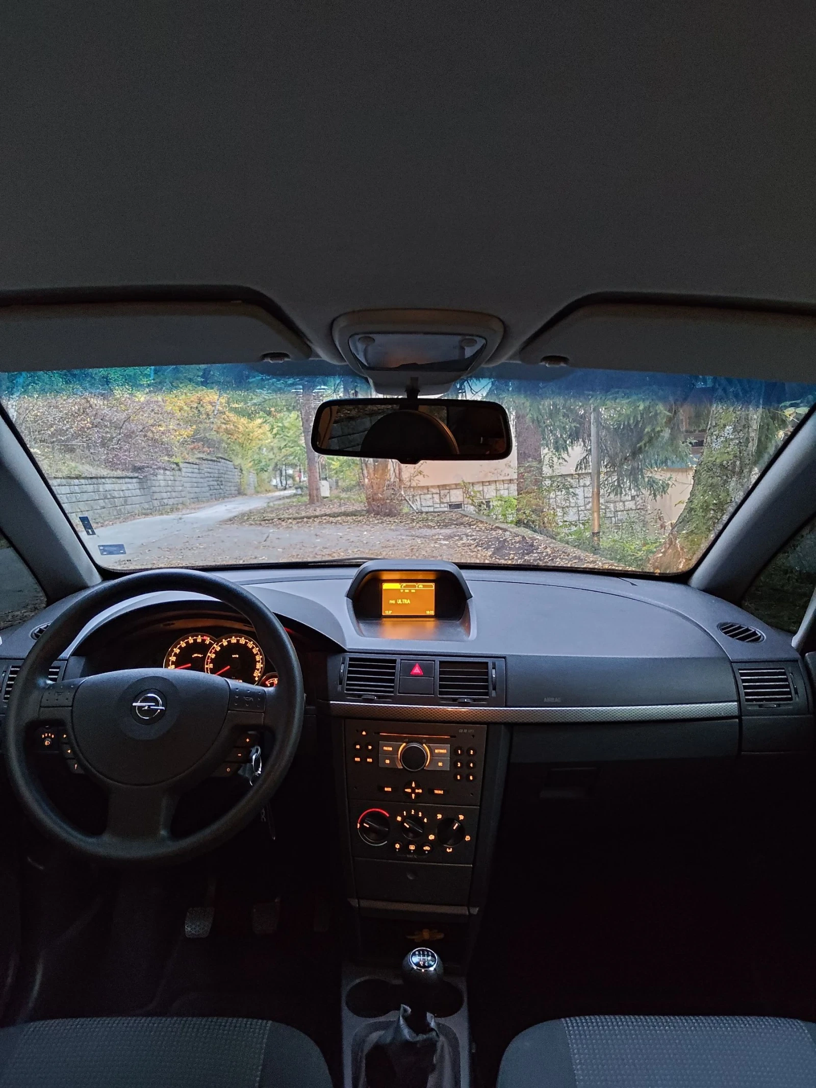 Opel Meriva 1.8 OPC Line - изображение 9