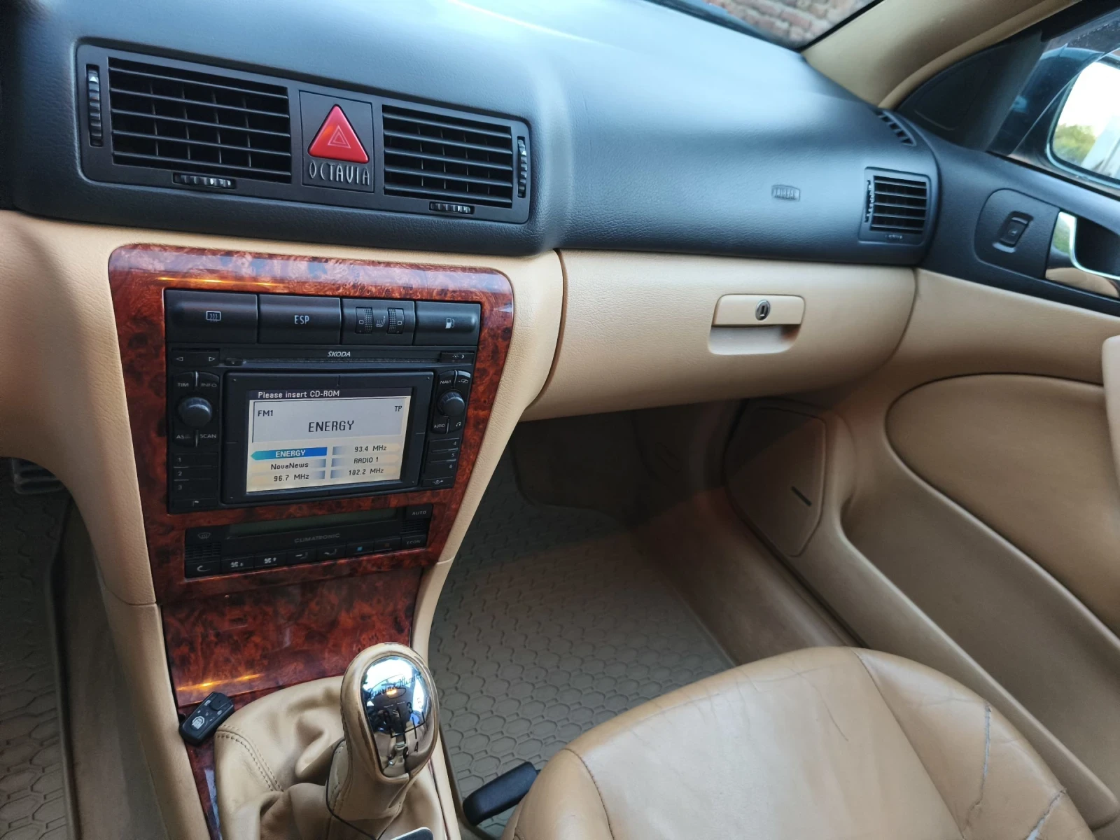 Skoda Octavia Laurin & klement - изображение 8