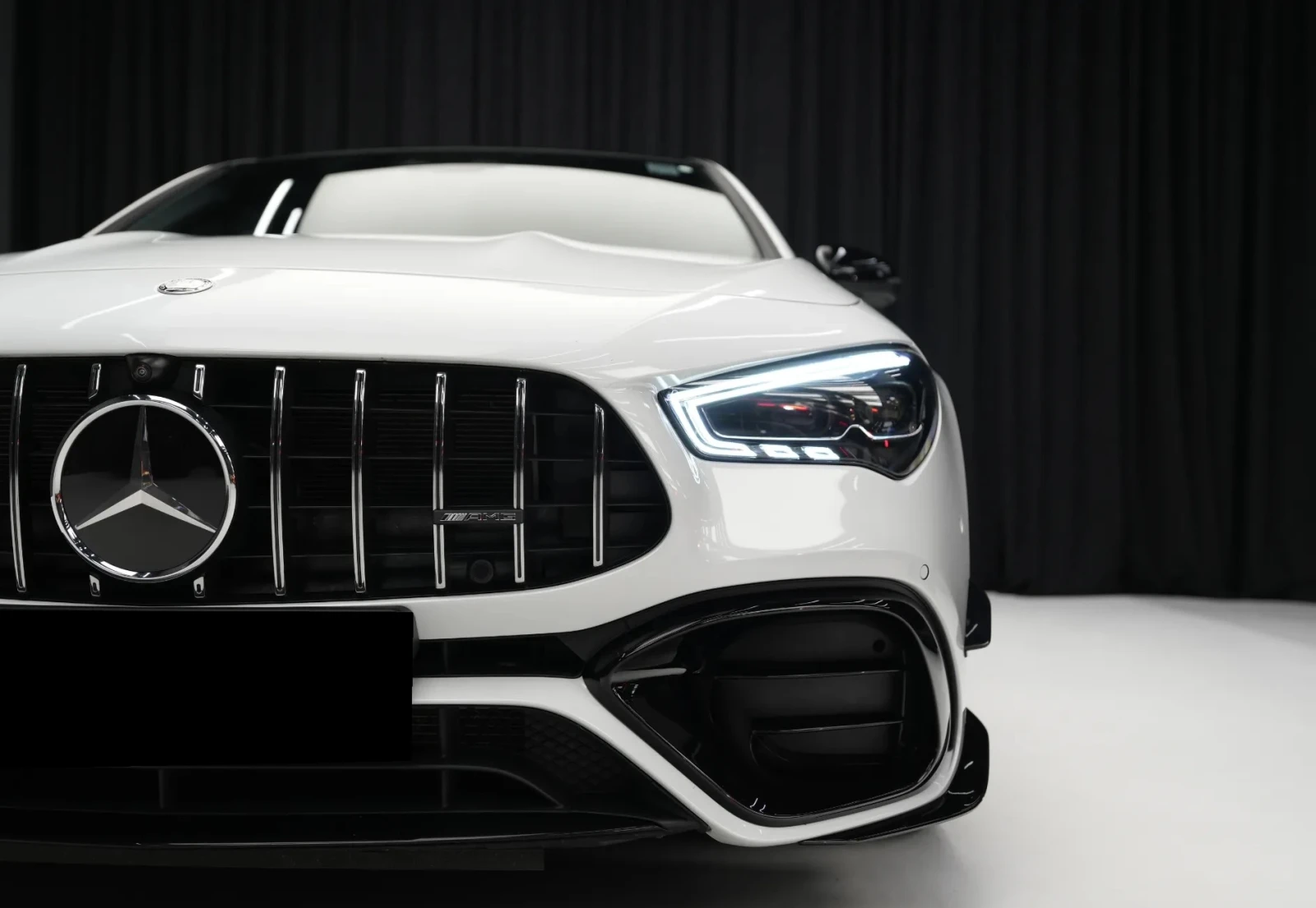 Mercedes-Benz CLA 45 AMG S - изображение 2