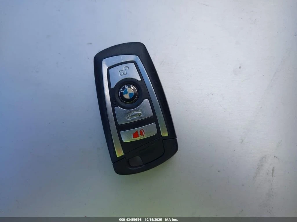 BMW 335 * XDRIVE * CARFAX *    | Mobile.bg   11