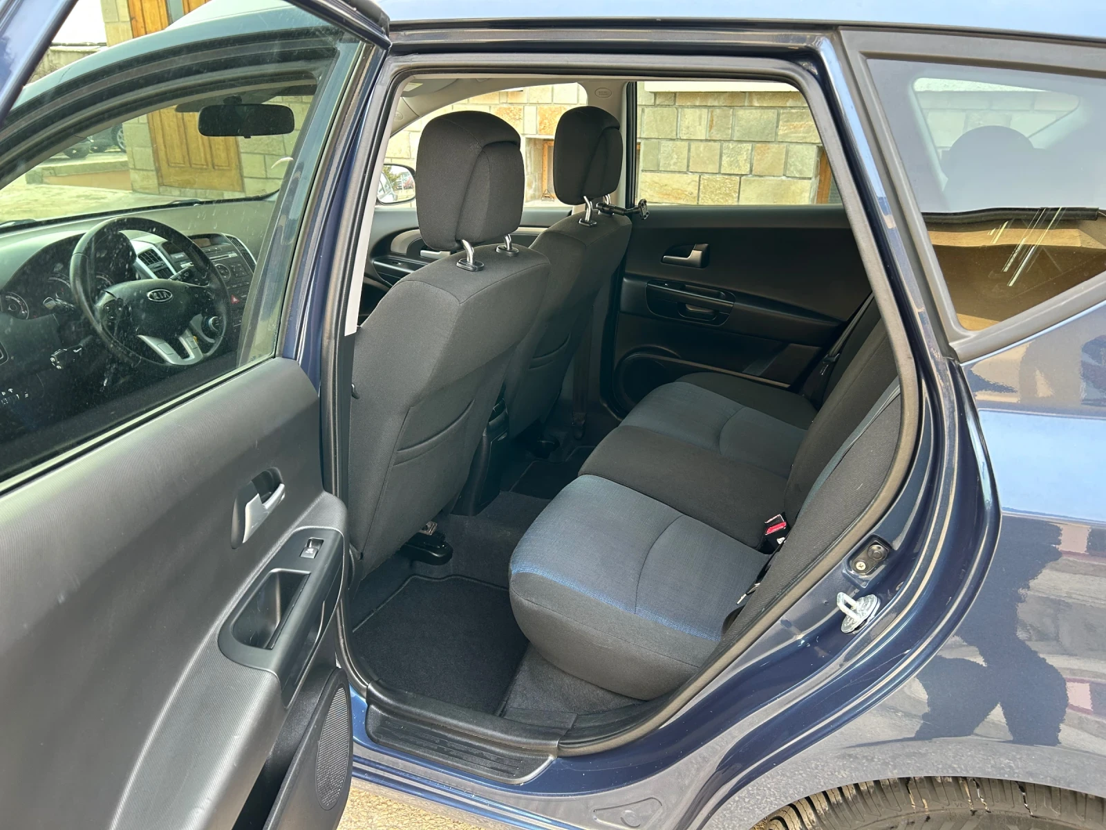 Kia Ceed 1.4i 109k.c. FACE, снимка 11 - Автомобили и джипове - 53727108