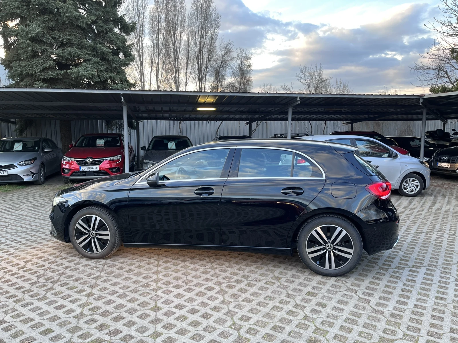 Mercedes-Benz A 180 Automatic 136 к.с., снимка 7 - Автомобили и джипове - 53989450