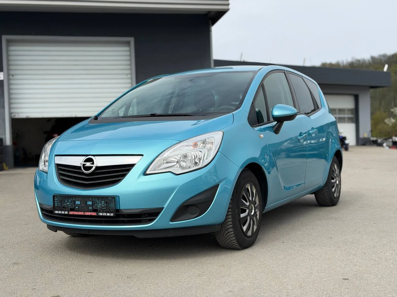 Opel Meriva 1.3CDTI, снимка 3 - Автомобили и джипове - 54184111