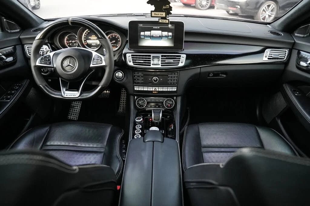 Mercedes-Benz CLS 63 AMG АвтоКредит* (ЦЕНА ДО БГ), снимка 11 - Автомобили и джипове - 54197281