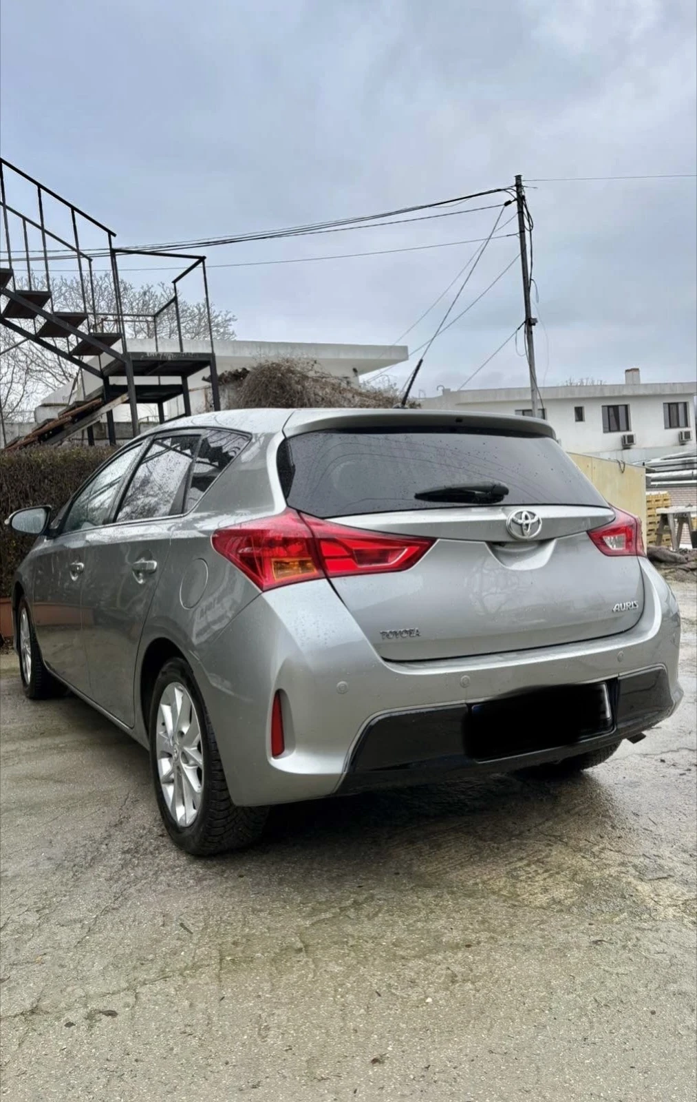 Toyota Auris, снимка 3 - Автомобили и джипове - 54221572