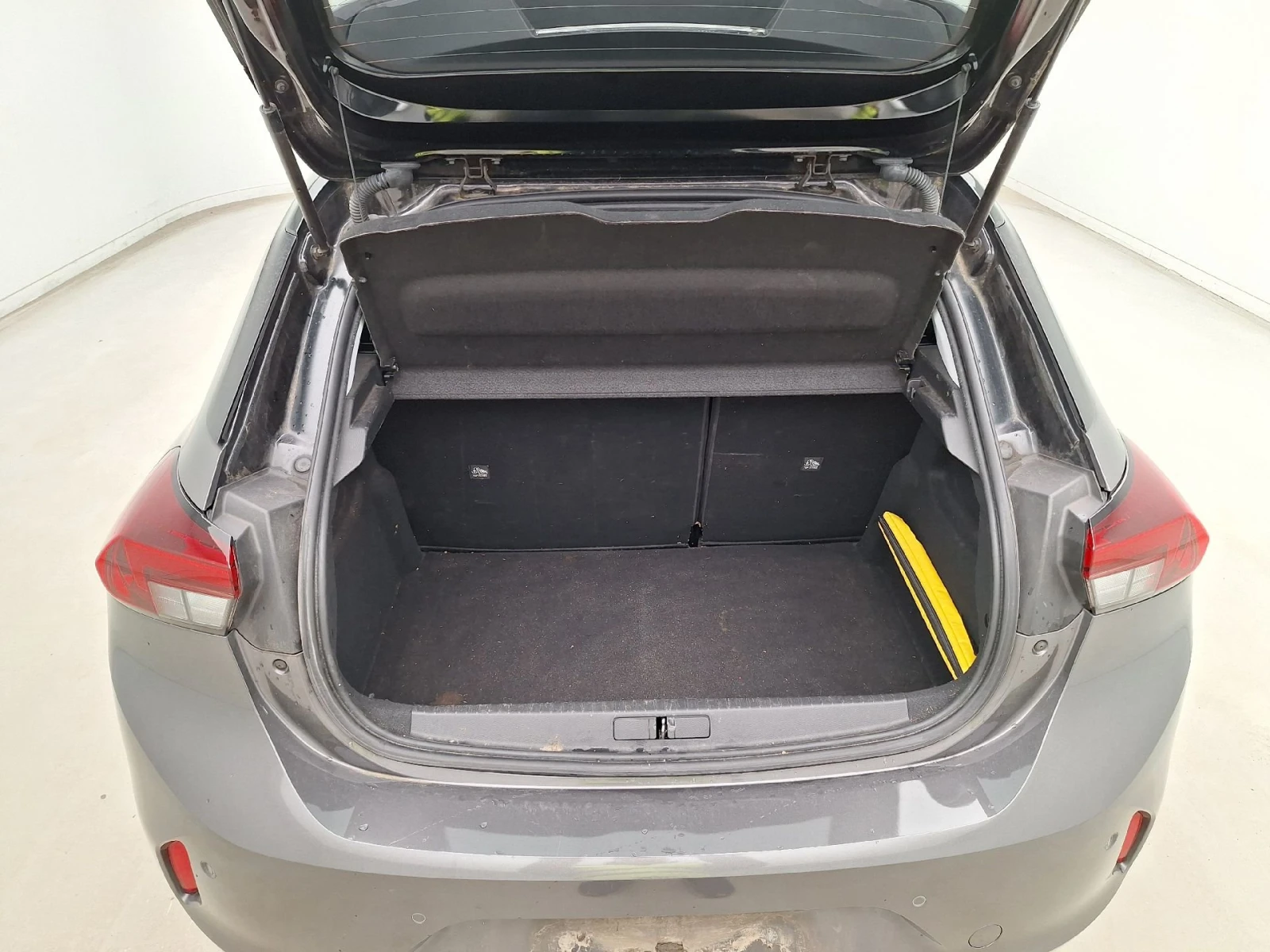 Opel Corsa 1.2 Elegance Бензин Ръчка 75 hp, снимка 6 - Автомобили и джипове - 54554932