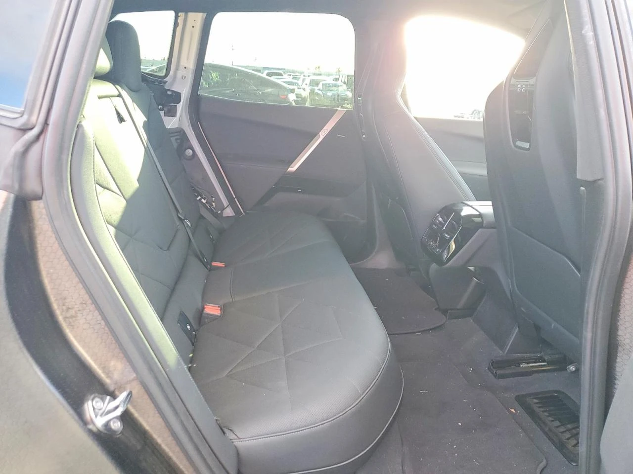 BMW iX xDrive50, снимка 11 - Автомобили и джипове - 54647754