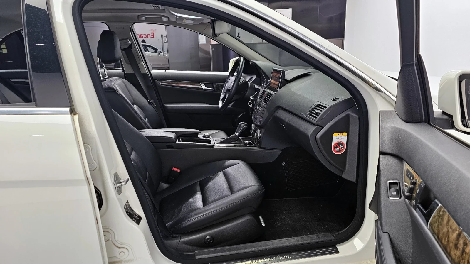 Mercedes-Benz C 250 4MATIC #УНИКАТ# !FULL!, снимка 8 - Автомобили и джипове - 54930322