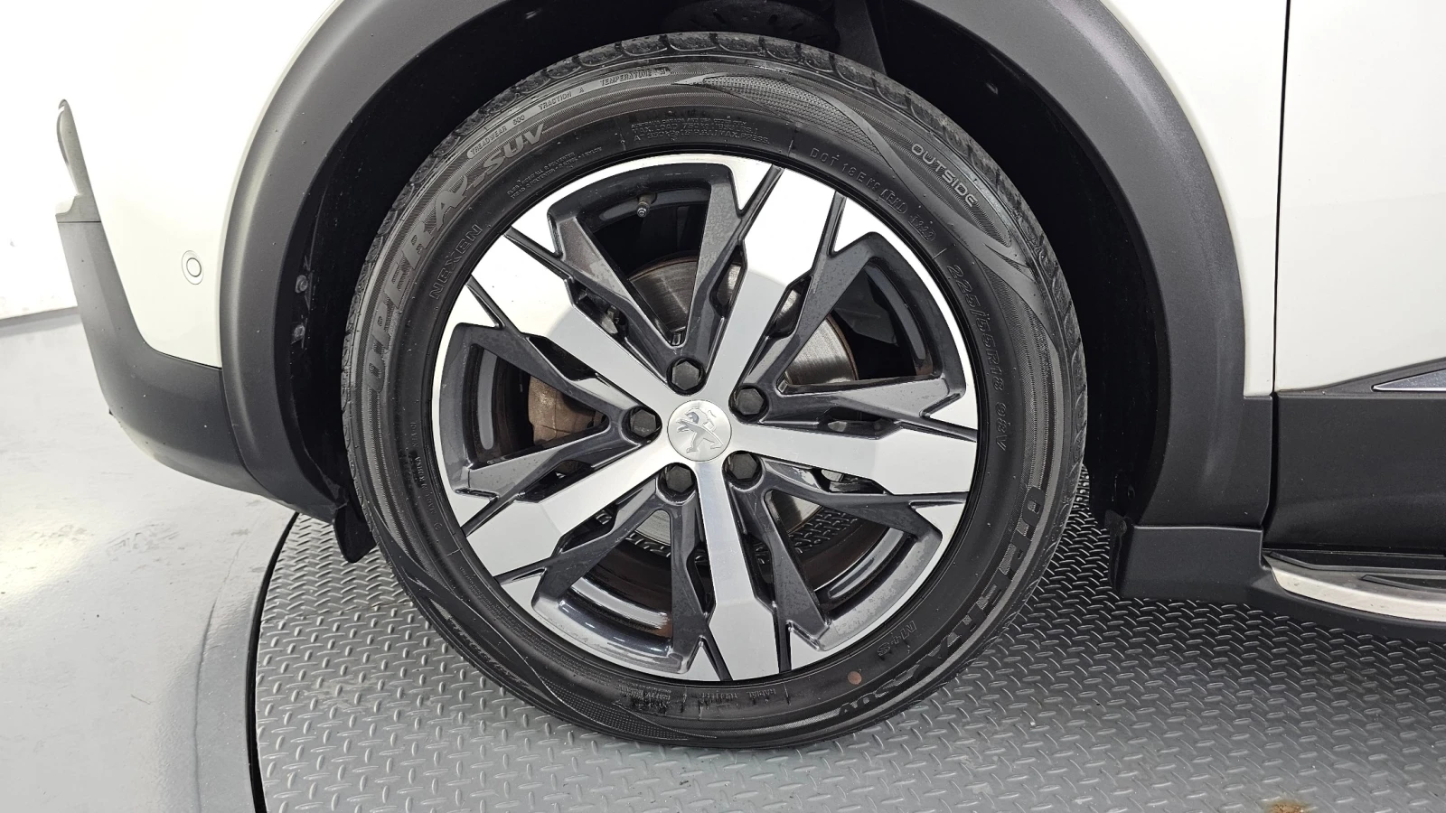 Peugeot 3008 2.0 BlueHDi GT | Адаптивен круиз | Панорама, снимка 16 - Автомобили и джипове - 54949853
