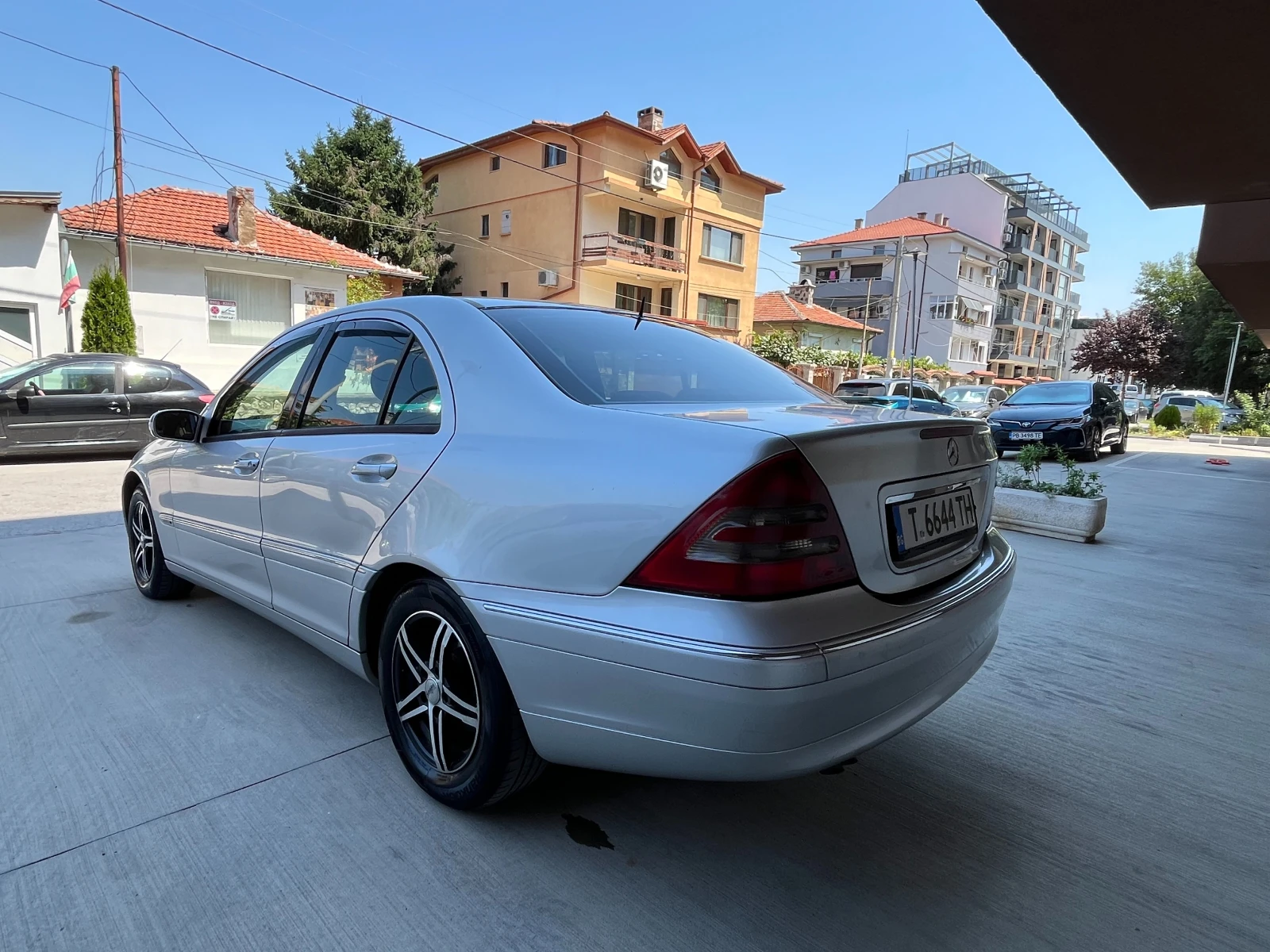 Mercedes-Benz C 200, снимка 6 - Автомобили и джипове - 55586552