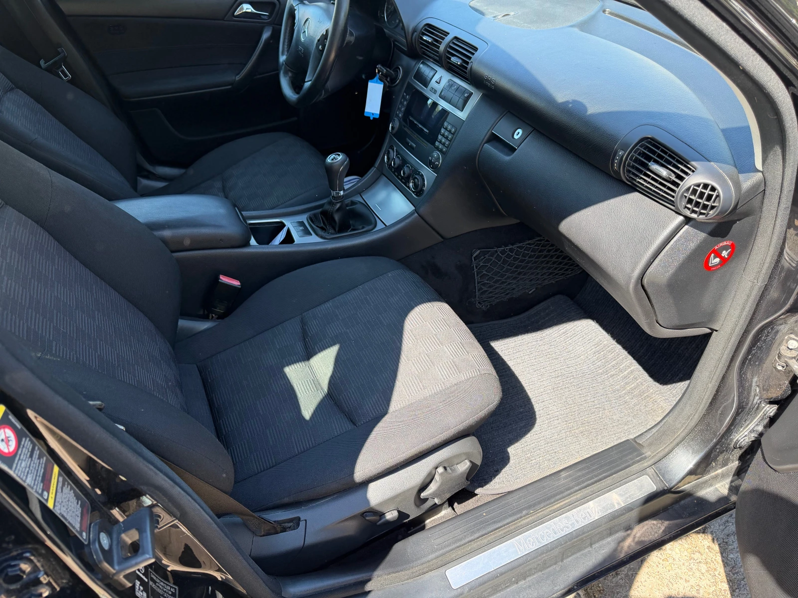 Mercedes-Benz C 220 C200 cdi, снимка 9 - Автомобили и джипове - 55678720