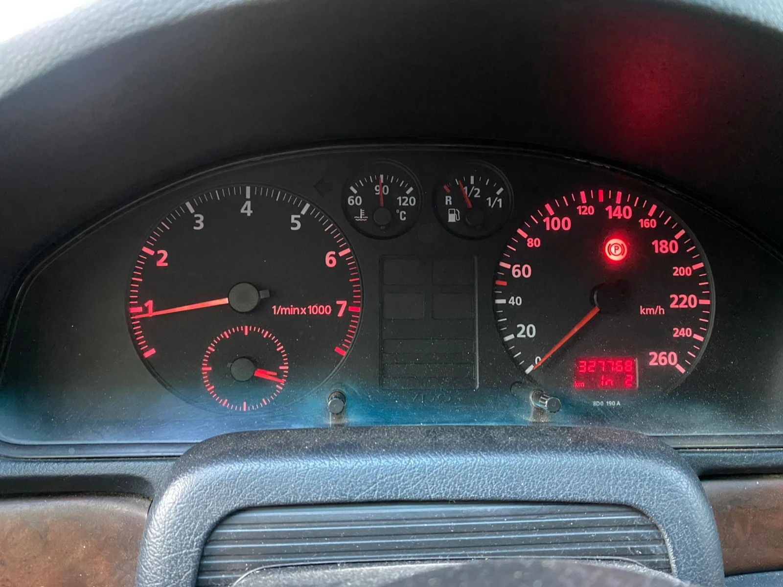 Audi A4 Audi A4 1.8 20v 125к.с., снимка 6 - Автомобили и джипове - 56331382