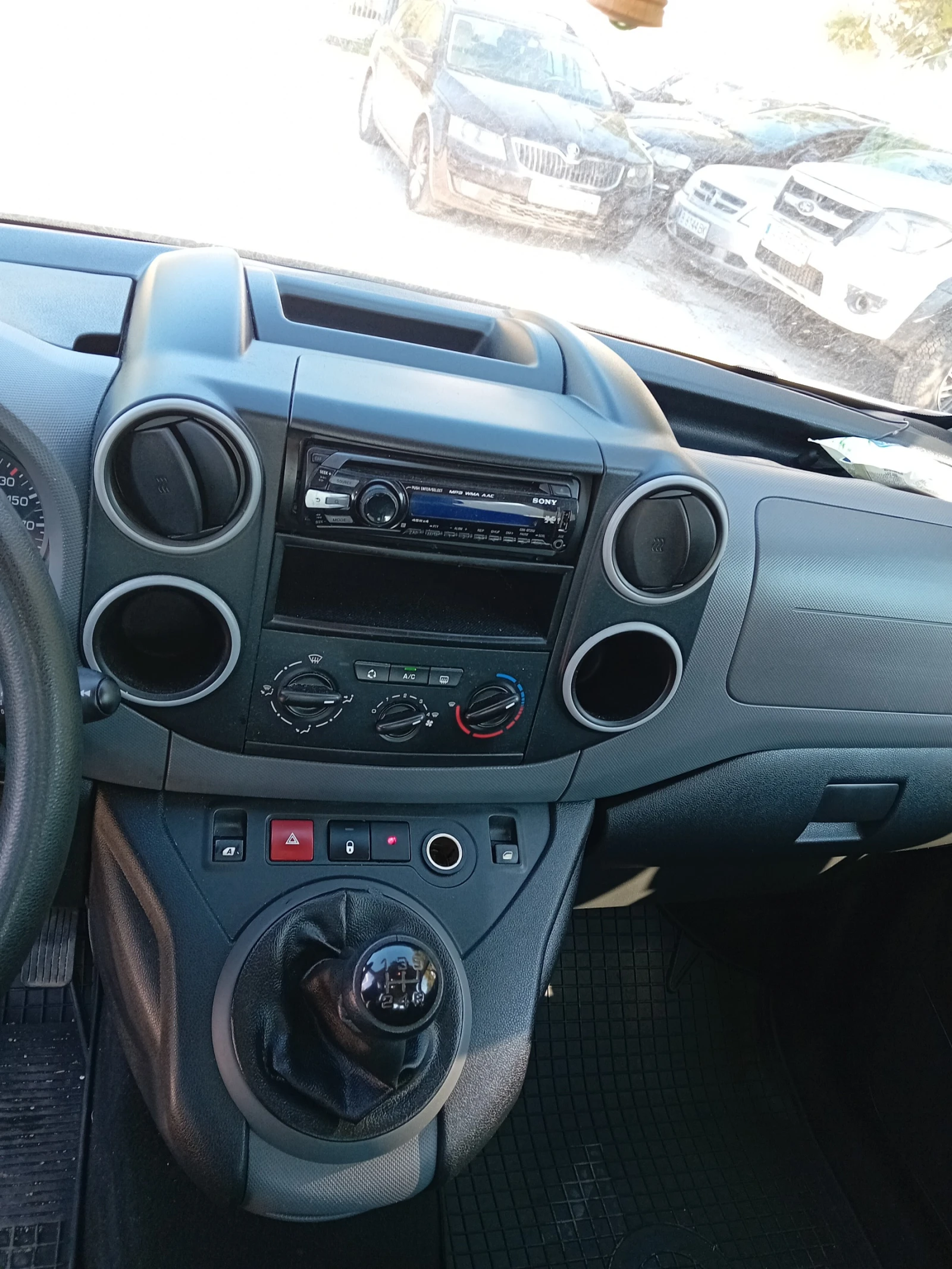 Citroen Berlingo, снимка 8 - Автомобили и джипове - 56409300